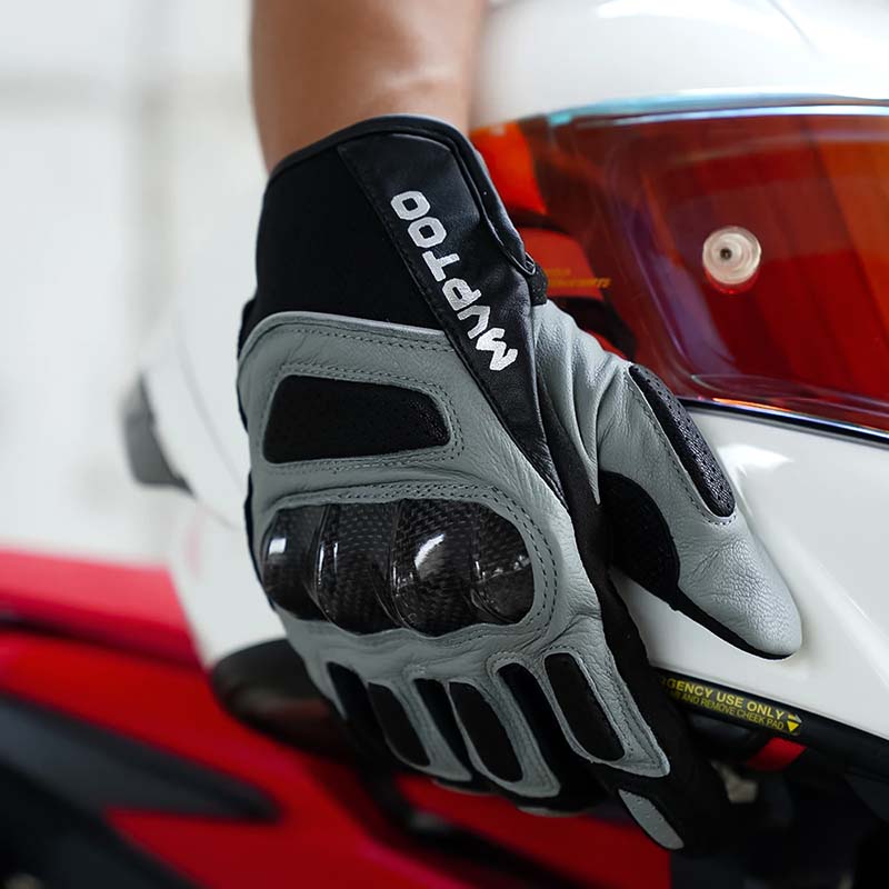 Carbon Leather Bike Gloves