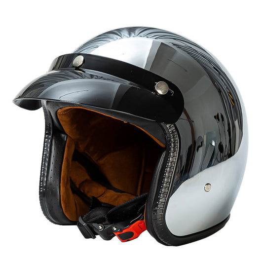 Silberner Retro-Helm