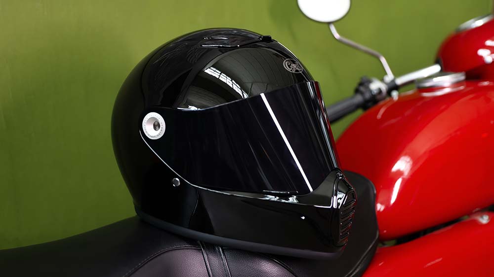 Load video: Cyril Motorcycle Full Face Helmet FF390A