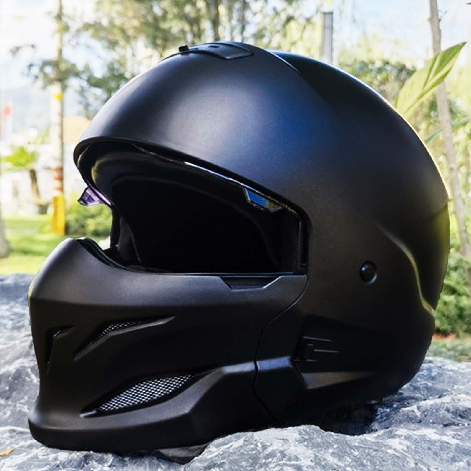 Pilot 2024 style helmet